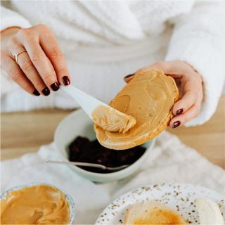 🥜 Milujete ořechová másla, ale bojíte se, že z nich přiberete? Zajímá vás, jestli jsou opravdu tak zdravá, jak se říká, a...